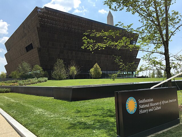 NMAAHC 外觀