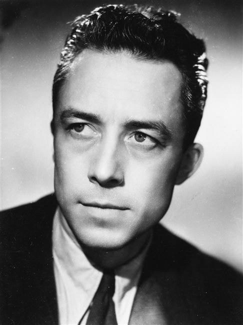 Albert Camus，1945 年 Harcourt 肖像攝影