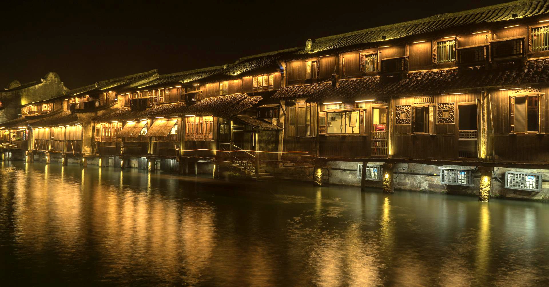 開學後，孩子發現社會要上中國歷史、中國地理，非常排斥，怎麼辦？