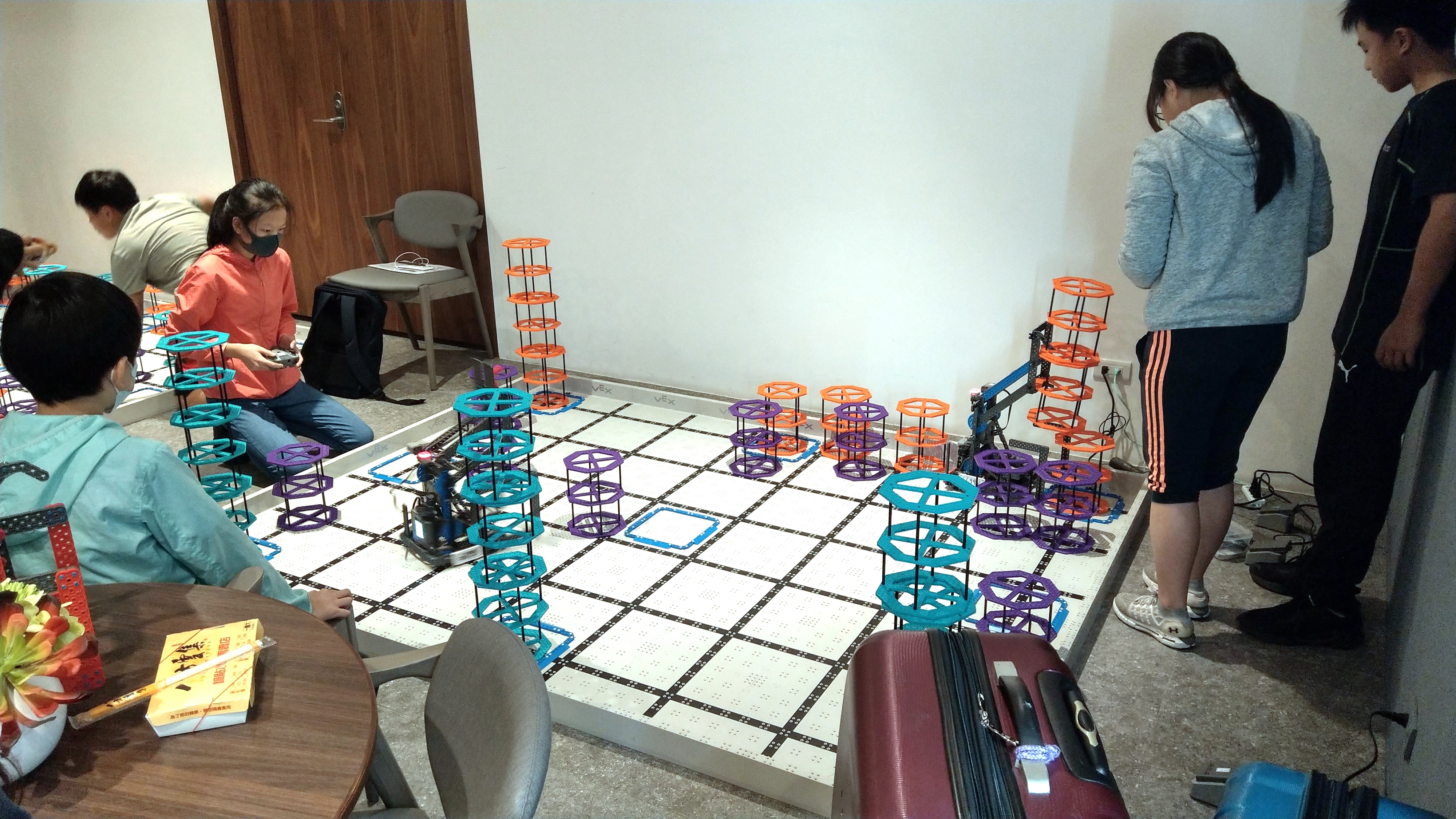 關於 VEX，我常被家長們問到的一些問題？以及為什麼我們連續學這麼多年？