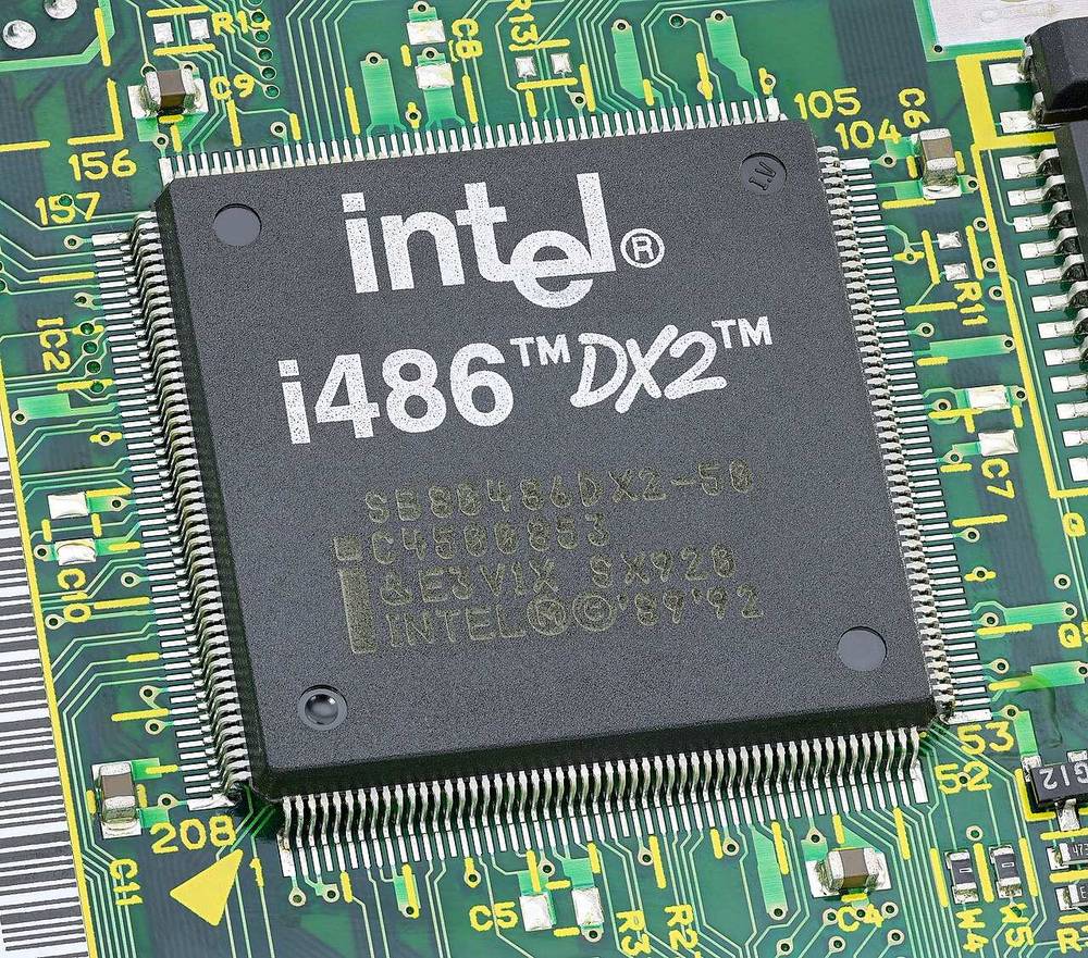 一顆中央處理器（CPU）晶片的近距離特寫